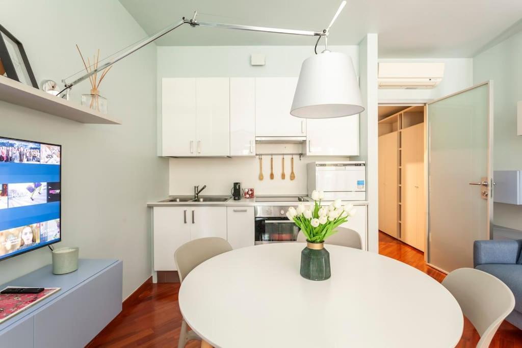 The Boutique Houses - Downtown - Close To Bocconi University Milan Luaran gambar