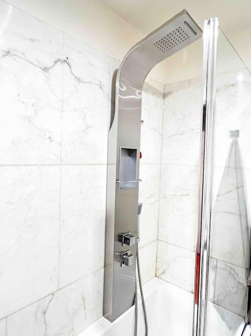 The Boutique Houses - Downtown - Close To Bocconi University Milan Luaran gambar