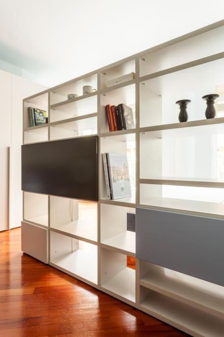 The Boutique Houses - Downtown - Close To Bocconi University Milan Luaran gambar